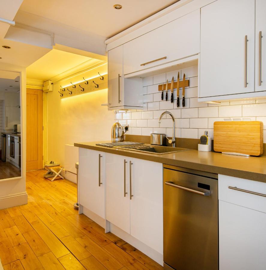 -Newly Refurbished- Stylish Apartment 5 Minutes From Station W Garden Brighton Eksteriør bilde